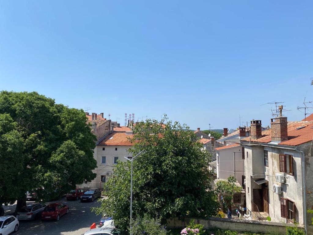 City Vibes Apartment Pula Exterior photo