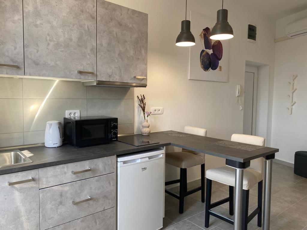 City Vibes Apartment Pula Exterior photo